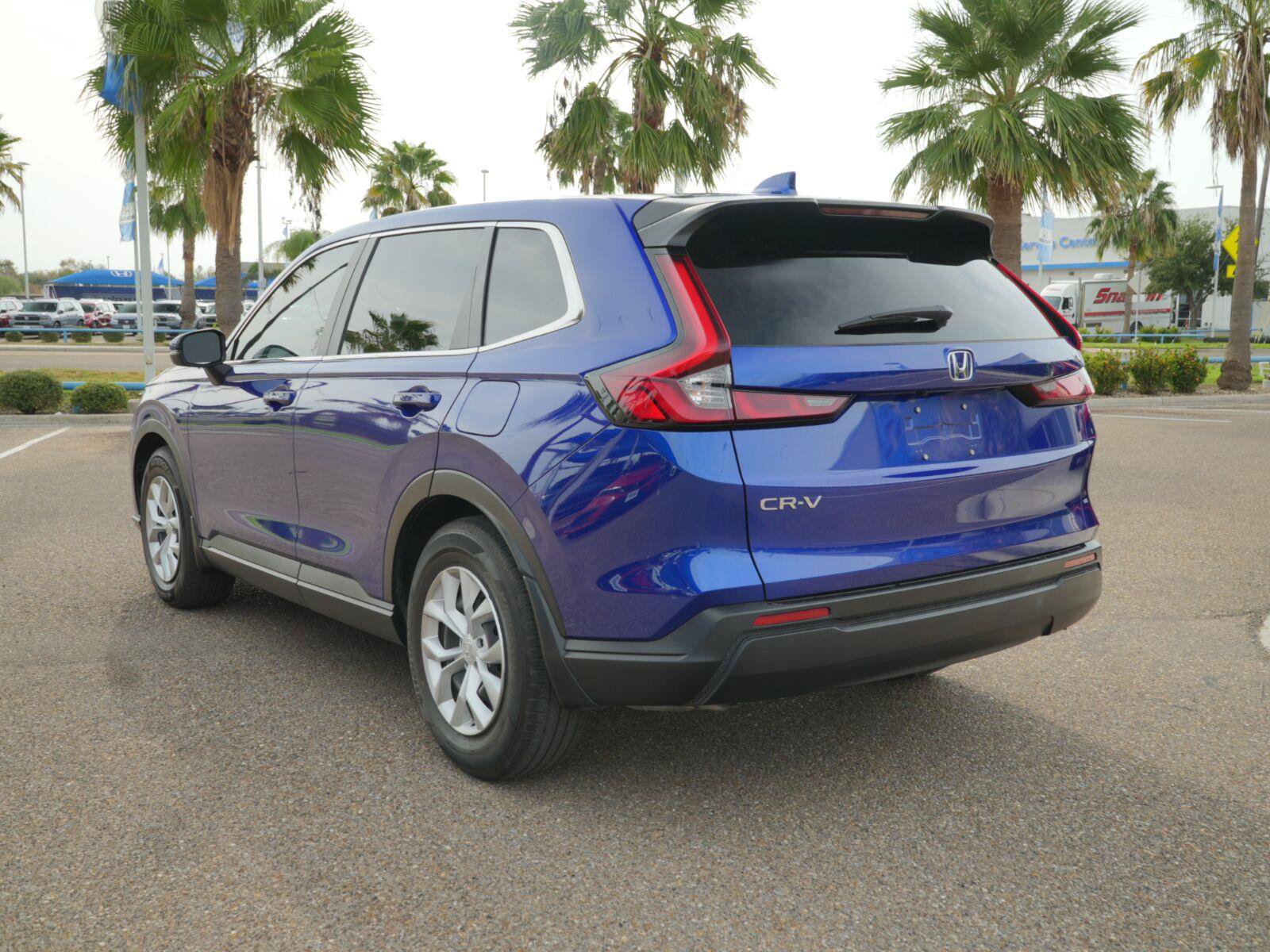 Used 2025 Honda CR-V LX image 7