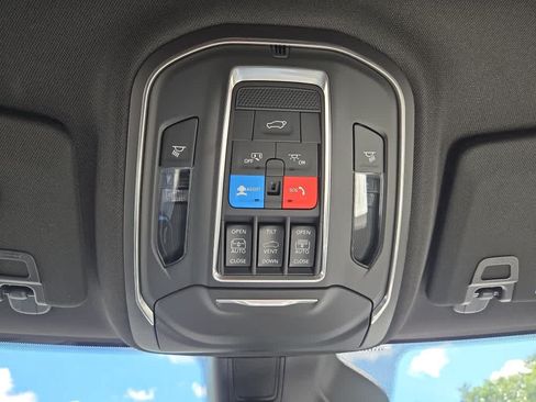 New 2026 Jeep Grand Cherokee L Limited AWD/4WD image 21