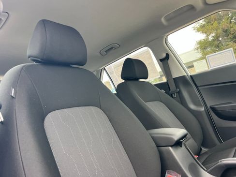 New 2026 Hyundai Venue SE image 17