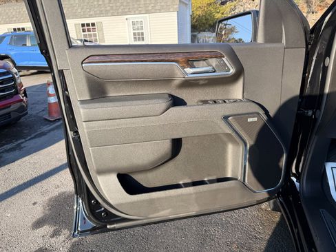 New 2026 GMC Sierra 1500 Elevation w/ Elevation Premium Package image 15