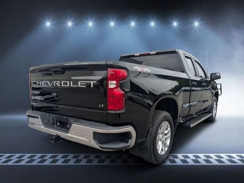 Used 2020 Chevrolet Silverado 1500 LT w/ Trailering Package AWD/4WD image 3