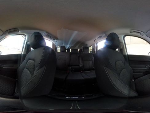 Used 2025 Nissan Pathfinder SV FWD image 40