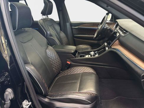 Used 2023 Jeep Grand Cherokee Summit w/ Advanced Protech Group IV image 26