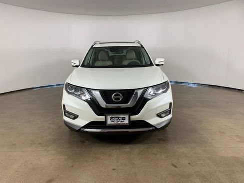 Used 2017 Nissan Rogue SL w/ SL Premium Package AWD/4WD image 3