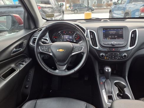 Used 2021 Chevrolet Equinox LT image 8