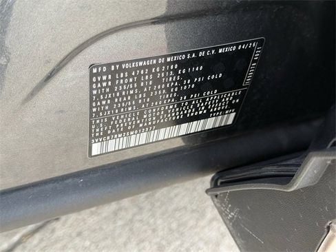 Used 2025 Volkswagen Tiguan S image 24