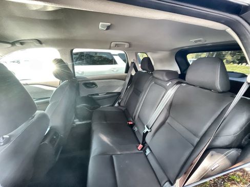 Used 2023 Nissan Rogue S FWD image 24