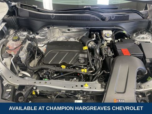 Certified 2024 Chevrolet Trax LT FWD image 38