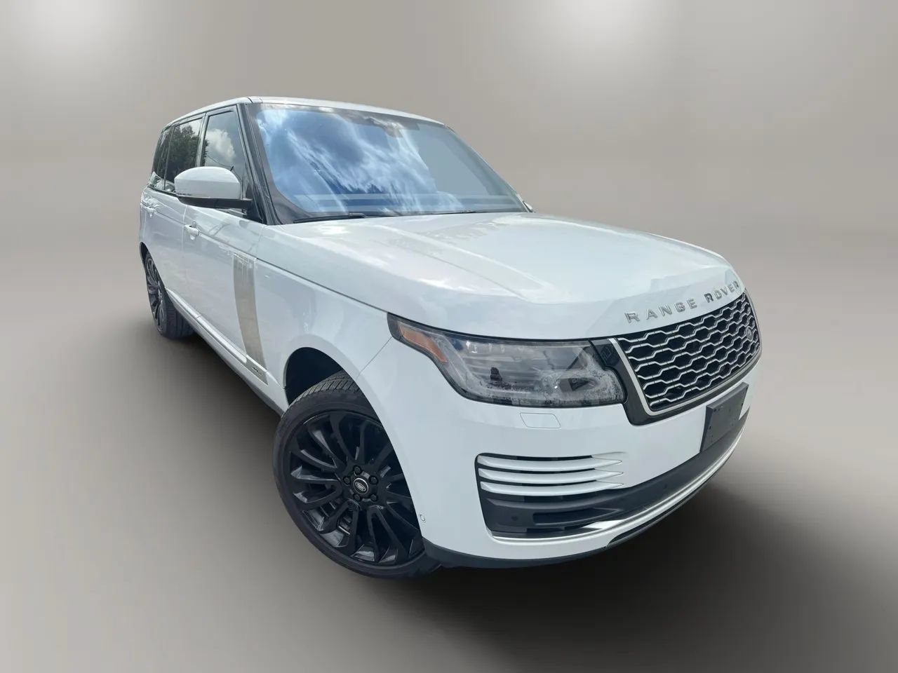 Used 2019 Land Rover Range Rover Long Wheelbase Supercharged AWD/4WD image 2