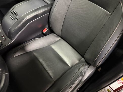 Used 2017 Toyota Highlander Limited Platinum image 17