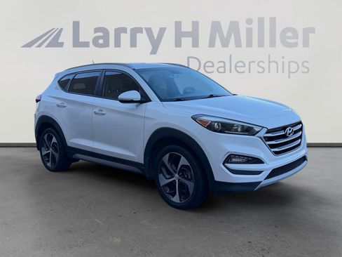 Used 2017 Hyundai Tucson Sport AWD/4WD image 7