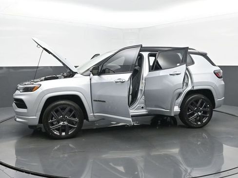 New 2025 Jeep Compass Limited w/ Driver Assist Group I AWD/4WD image 55