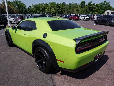 Used 2023 Dodge Challenger SRT Hellcat RWD image 4