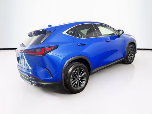Used 2025 Lexus NX 250 FWD w/ Towing Package (2000 Lbs) image 9
