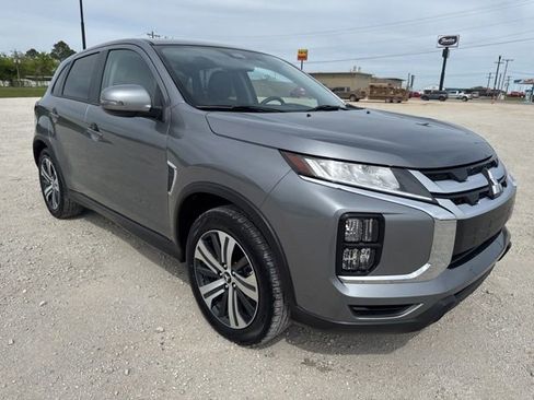 Used 2025 Mitsubishi Outlander Sport SE AWD/4WD image 7