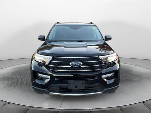 Used 2022 Ford Explorer XLT image 8