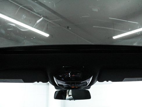 Used 2026 BMW 530i w/ Premium Package image 12