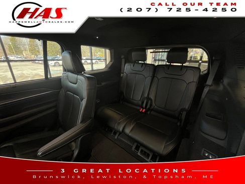 Used 2021 Jeep Grand Cherokee L Overland w/ Luxury Tech Group IV image 12