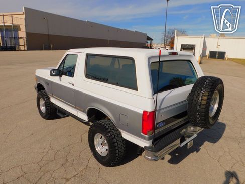 Used 1995 Ford Bronco XLT AWD/4WD image 35