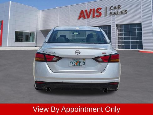 Used 2025 Nissan Altima 2.5 SR FWD image 7