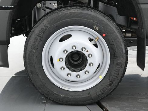 New 2026 Ford F550 2WD Crew Cab image 26