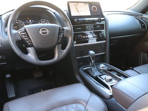 Used 2022 Nissan Armada Platinum w/ Captain's Chairs Package AWD/4WD image 5