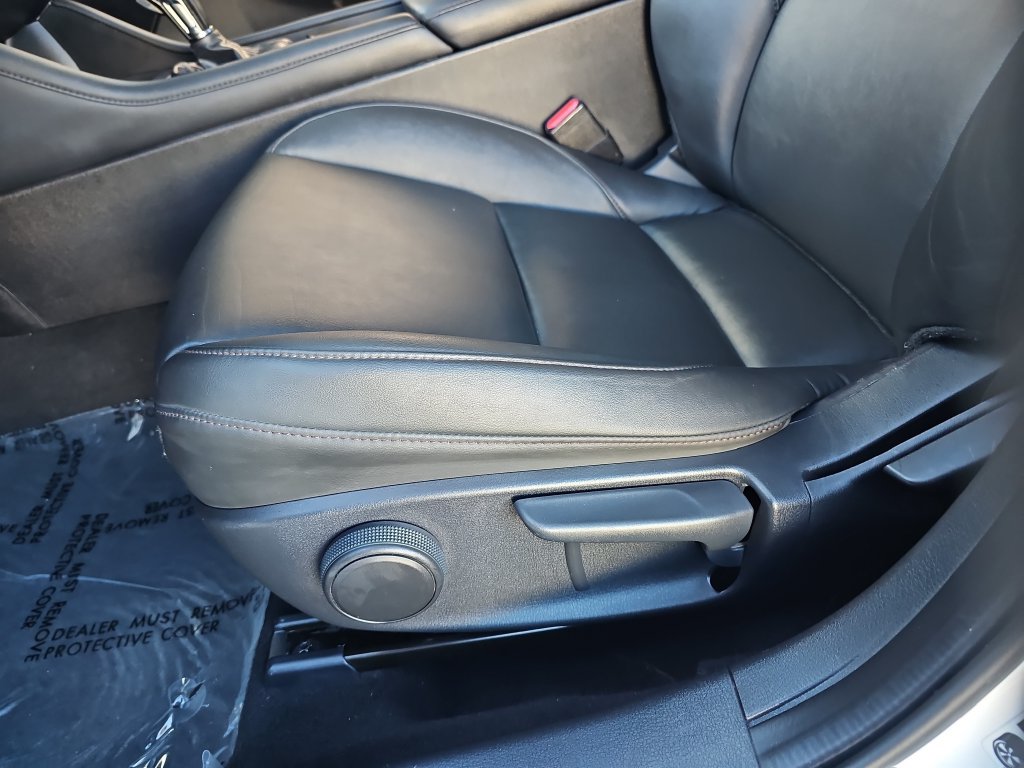 Used 2021 MAZDA MAZDA3 s FWD image 17