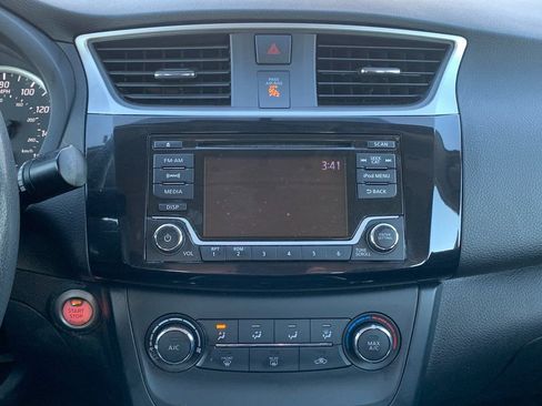 Used 2017 Nissan Sentra SV w/ Style Package image 15