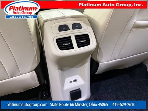 Used 2023 Buick Envision Avenir AWD/4WD image 30