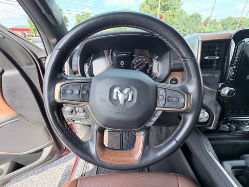 Used 2023 RAM 1500 Limited AWD/4WD image 14