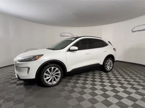 Used 2022 Ford Escape Titanium w/ Titanium Elite Package image 4