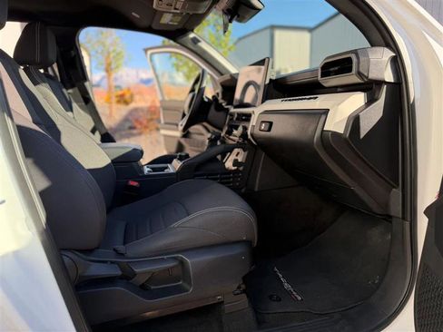 Used 2024 Toyota Tacoma TRD Off-Road AWD/4WD image 46