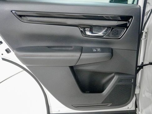 Certified 2025 Honda CR-V Sport Touring image 37