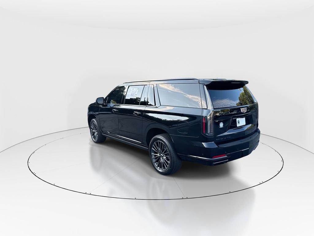 Used 2025 Cadillac Escalade ESV Sport Platinum AWD/4WD image 6