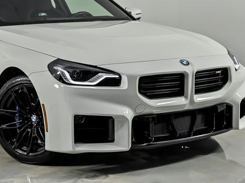 Used 2023 BMW M2 w/ Carbon Package RWD image 3
