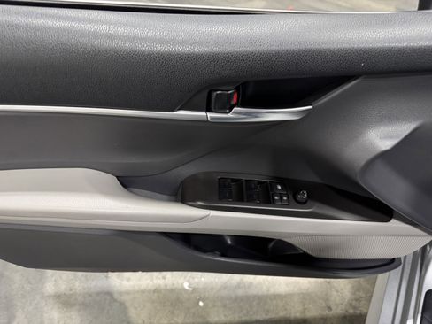 Used 2022 Toyota Camry LE image 16