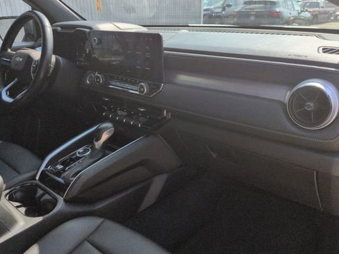 Used 2023 Chevrolet Colorado LT w/ LT Convenience Package III image 30