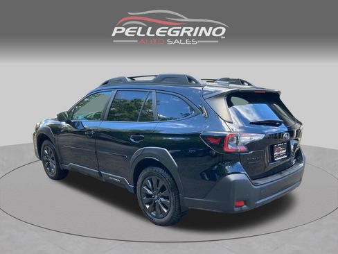 Used 2023 Subaru Outback Onyx Edition XT AWD/4WD image 4