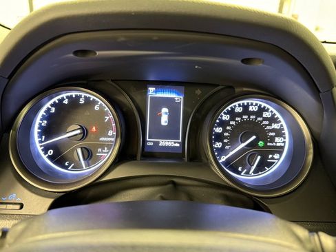 Used 2023 Toyota Camry SE FWD image 24