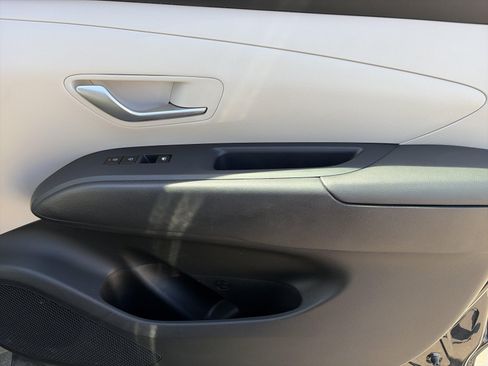 Certified 2025 Hyundai Tucson SEL AWD/4WD image 26