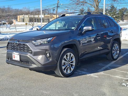 Certified 2023 Toyota RAV4 XLE Premium image 3