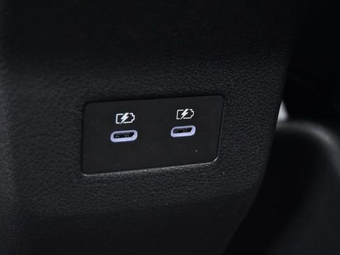 New 2025 Nissan Kicks SR image 26