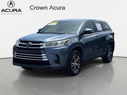 Used 2019 Toyota Highlander LE