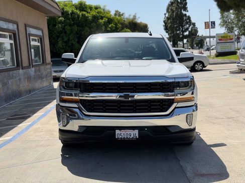 Used 2017 Chevrolet Silverado 1500 LT w/ All Star Edition image 3