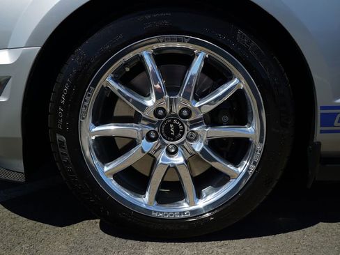 Used 2008 Ford Mustang Shelby GT500 RWD image 40