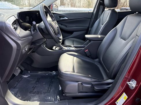 Used 2024 Buick Encore GX Sport Touring image 28