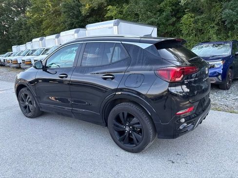 Used 2024 Buick Encore GX Sport Touring AWD/4WD image 3