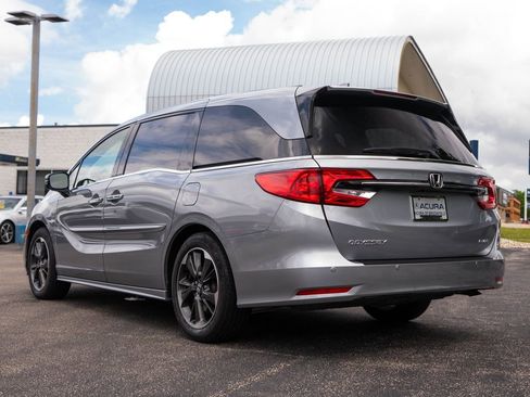 Used 2024 Honda Odyssey Elite image 9
