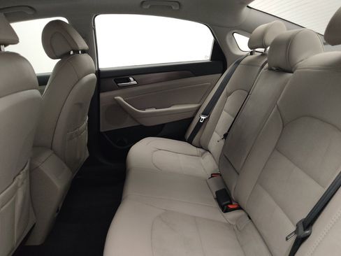 Used 2017 Hyundai Sonata Sport w/ Value Edition Package 02 FWD image 18