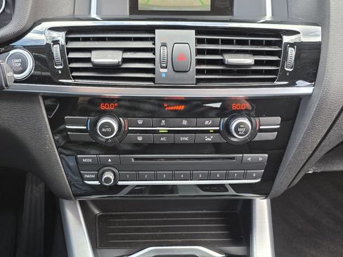 Used 2015 BMW X3 sDrive28i image 16